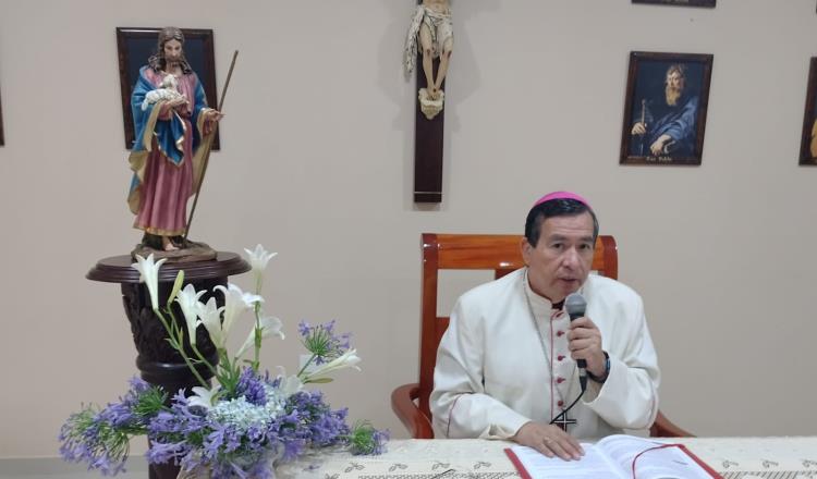 Felicita Diócesis de Tabasco a maestros en su día; pide respeto para ellos