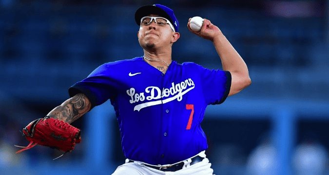 Julio Urías podría salir de los Dodgers la próxima temporada