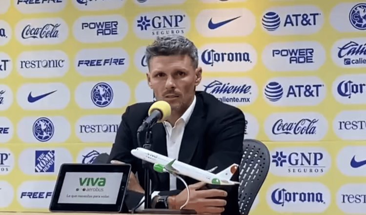 Renuncia Fernando Ortiz al América tras ser eliminado por Chivas 