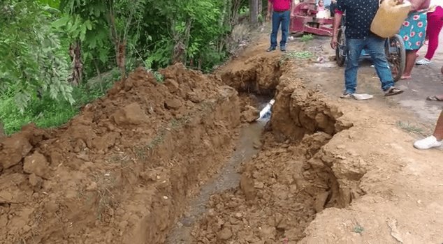 Deslave de un bordo en Cumuapa, Cunduacán deja sin agua a 300 familias