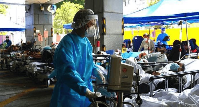 Mundo debe prepararse para una pandemia "aún más mortal" que el COVID: OMS