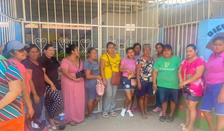 Toman padres de familia kínder en Gaviotas, piden destitución de intendente