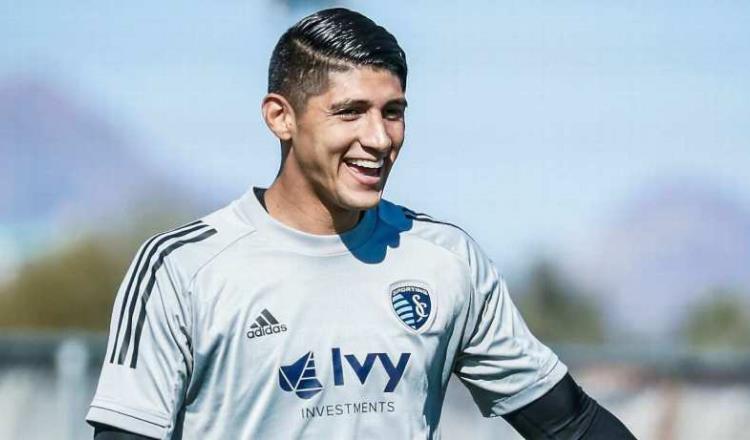 Chivas tiene en la mira a Carlos Vela y Alan Pulido como refuerzos para Apertura 2023