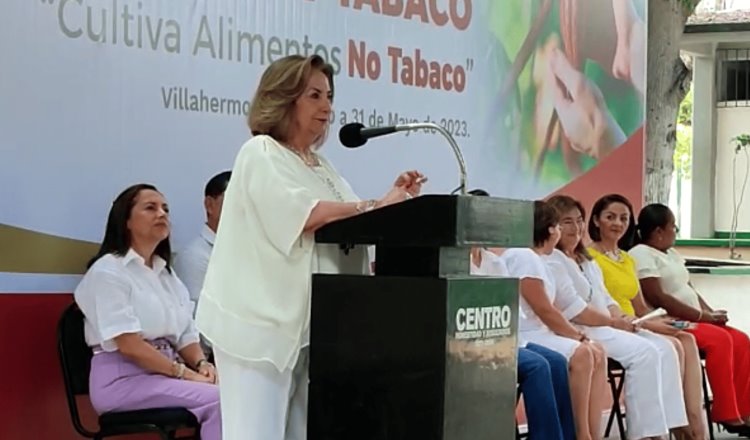 Tabaco no los hace más hombres o mujeres: Salud a alumnos de Federal 6