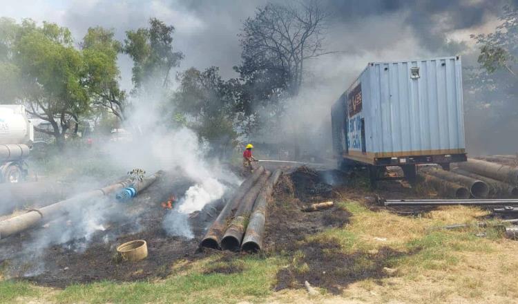 Se incendia almacén de CEAS en Centro; fue controlado con 40 mil litros de agua