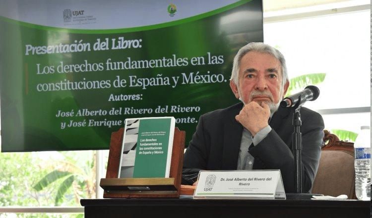 Llama José Alberto del Rivero a académicos a comprender transición que se gesta en México