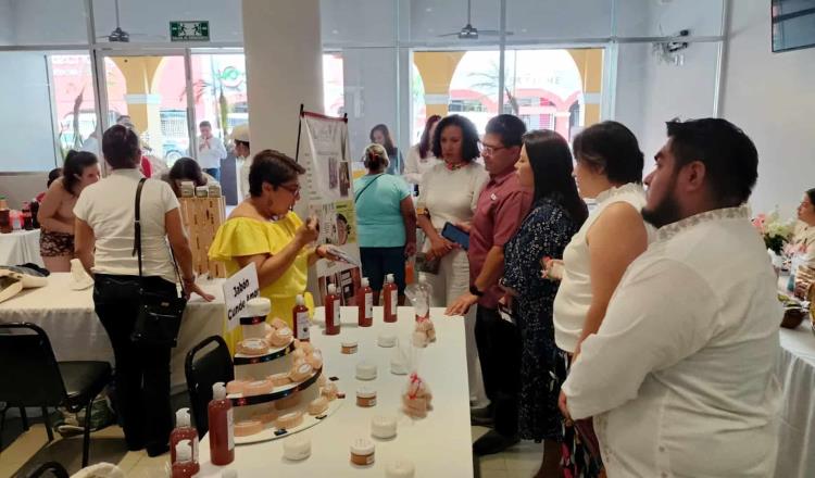 Promueve Canacintra productos de mujeres emprendedoras en el MIC Market