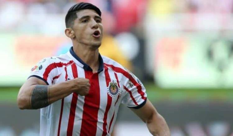 Alan Pulido cerca de regresar a Chivas, según reportes