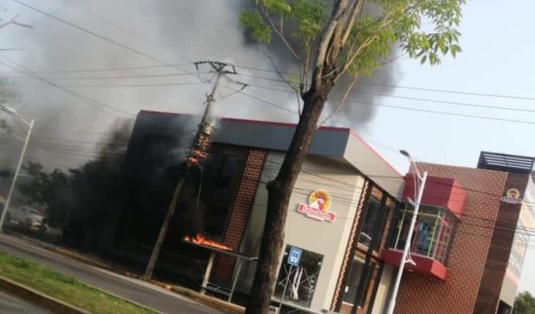 Se incendia transformador en avenida Paseo Usumacinta