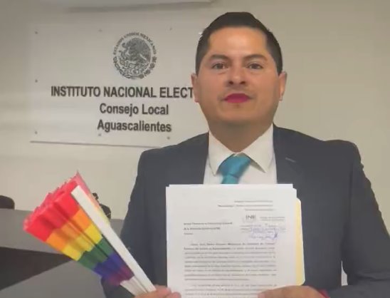 "Y la que gane": Ociel Baena denuncia a senadora por discursos de odio contra no binaries
