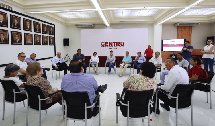 Recibe Alcaldesa de Centro demandas de vecinos del Fraccionamiento López Mateos