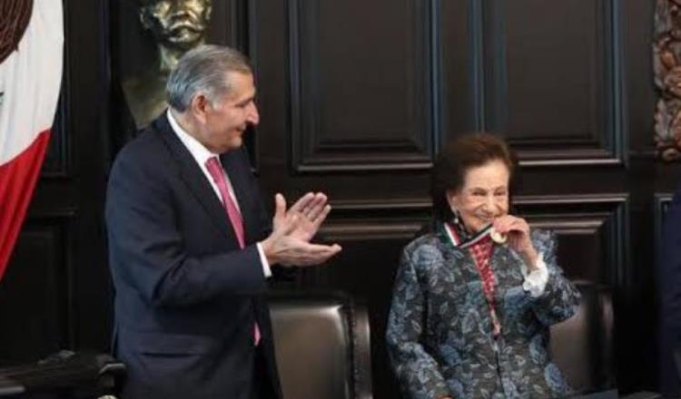 Destaca Adán Augusto vida de Ifigenia Martínez y su aportación a la democracia