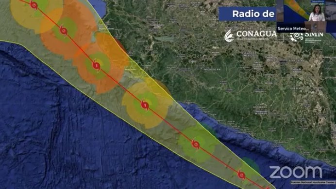 Beatriz ya es huracán, impactaría Michoacán, Colima y Jalisco