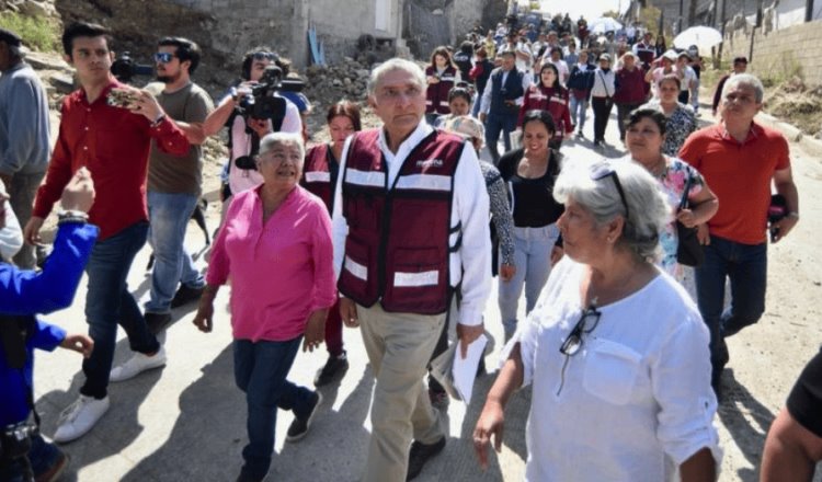 Encuestas públicas son "a contentillos" para mantener sonrisa de quienes las pagan: Adán Augusto