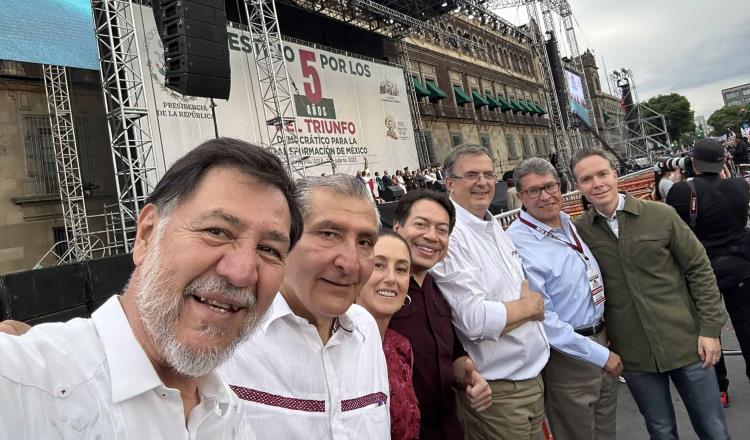 Presume Sheinbaum unidad de corcholatas en el festejo de AMLO