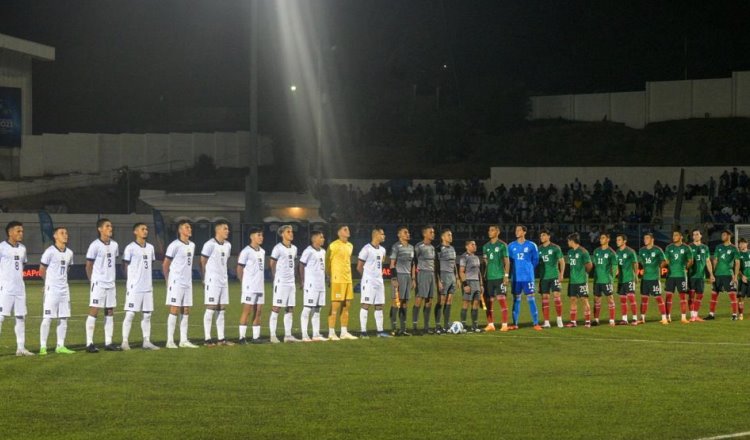 El Tri pierde ante Qatar 1-0 y avanza a Cuartos de Final