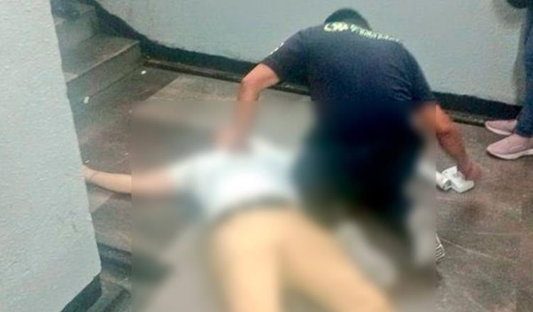 Asesinan a balazos a hombre en estación del Metro de la CDMX; hay 2 detenidos