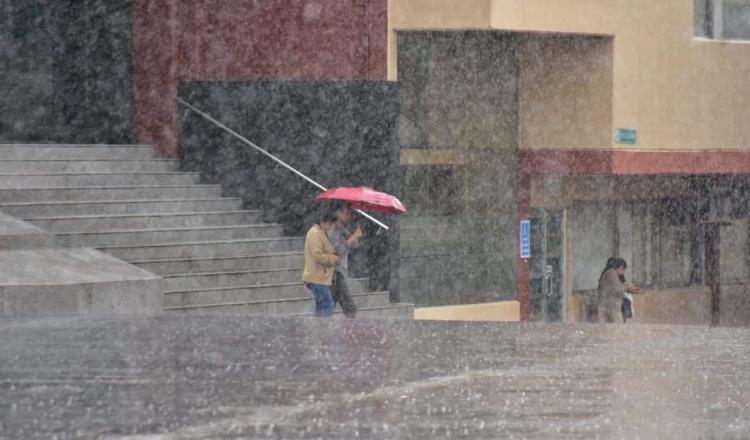 Lluvias dejan a familias sin techos y hasta sin casa en Centro y Nacajuca