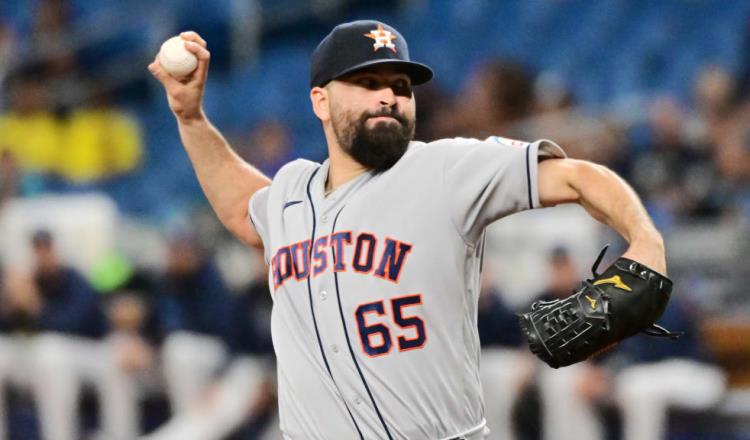 José Urquidy, pitcher de Houston, regresaría a principios de agosto luego de lesión