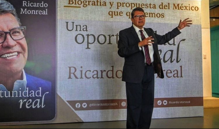 Presenta Monreal libro autobiográfico rumbo a aspiración presidencial