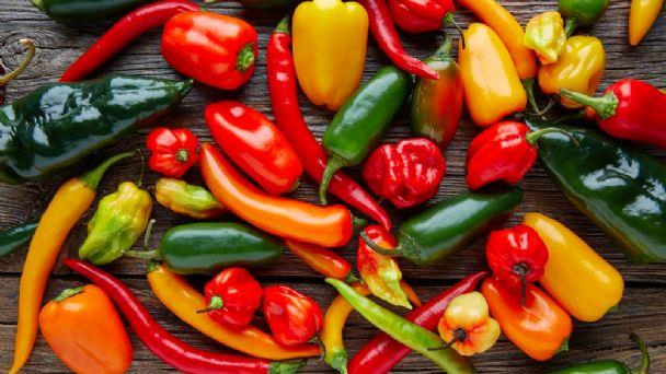 Inflación le pega a las salsa y chiles; incrementan costos en México