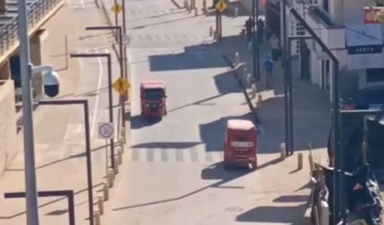 "Pochis" retan a Semovi... siguen circulando en sentido contrario en malecón de Gaviotas