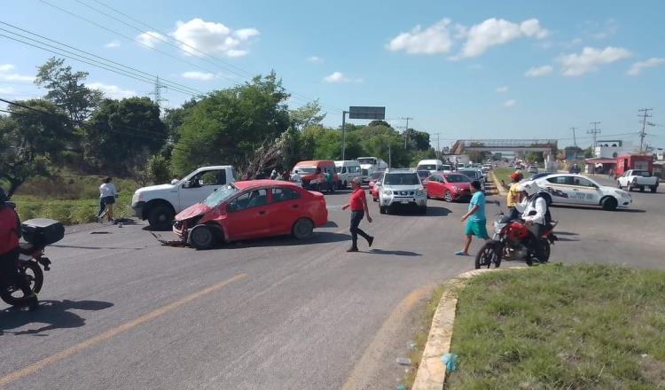 Carambola en la Vhsa-Teapa deja 2 lesionados