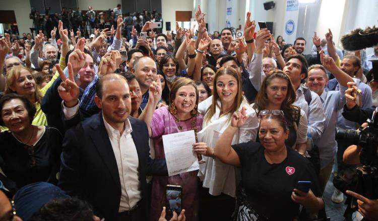 Obrador ataca a Xóchitl porque "corcholatas ya se están desinflando": PAN