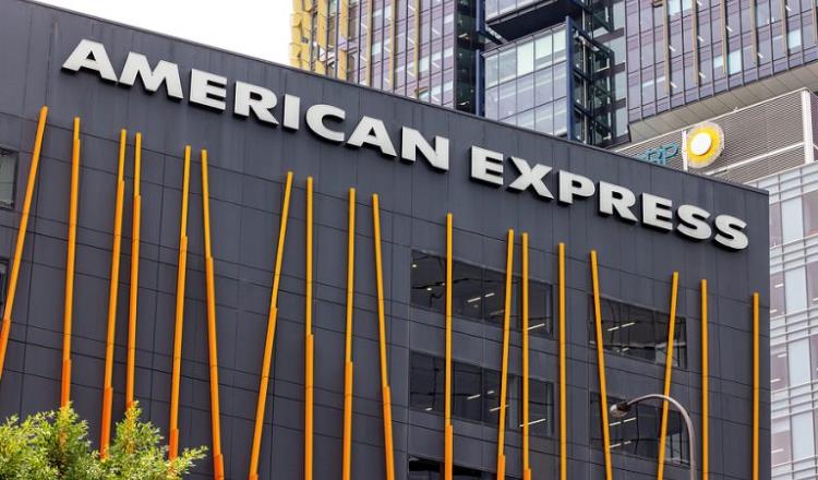 American Express deja de ser banco en México; unificará sus operaciones en una sola empresa