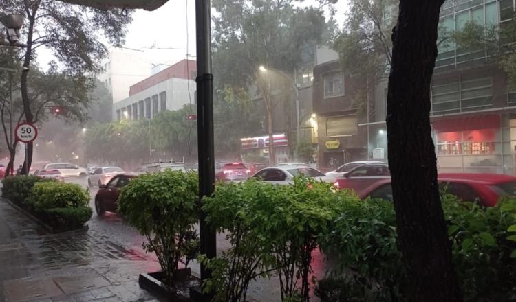 Fuertes lluvias provocan inundaciones en la CDMX; 8 alcaldías activaron alerta