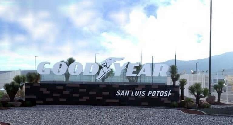 México anuncia plan de reparación a trabajadores de fábrica de llantas en San Luis Potosí