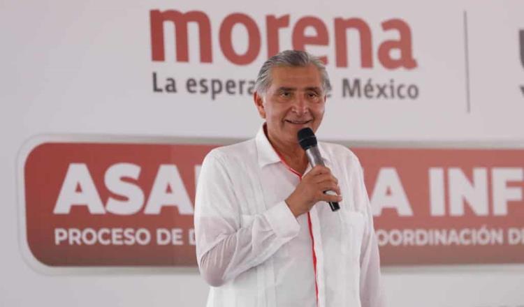 Destaca Adán Augusto que AMLO lo presume como su hermano y que ha aprendido de política a su lado