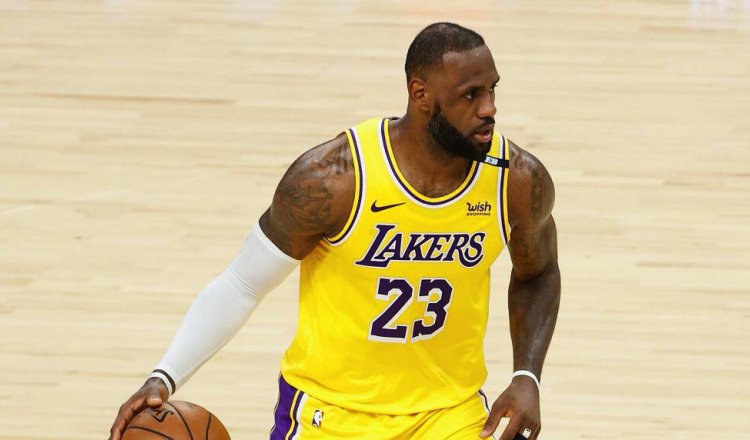 Lakers retirará el 23 de LeBron James aunque este no termine su carrera en el equipo