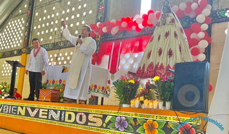 Obispo la Diócesis Tarahumara inaugura "Fiesta patronal de la Virgen de la Asunción" en Cupilco