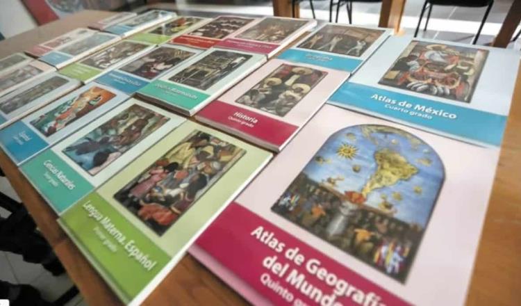 "A ver si se atreven": AMLO a ministros por distribución de libros