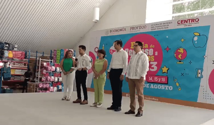 Inauguran Feria del regreso a clases 2023 con venta de útiles en el Gran Salón Villahermosa