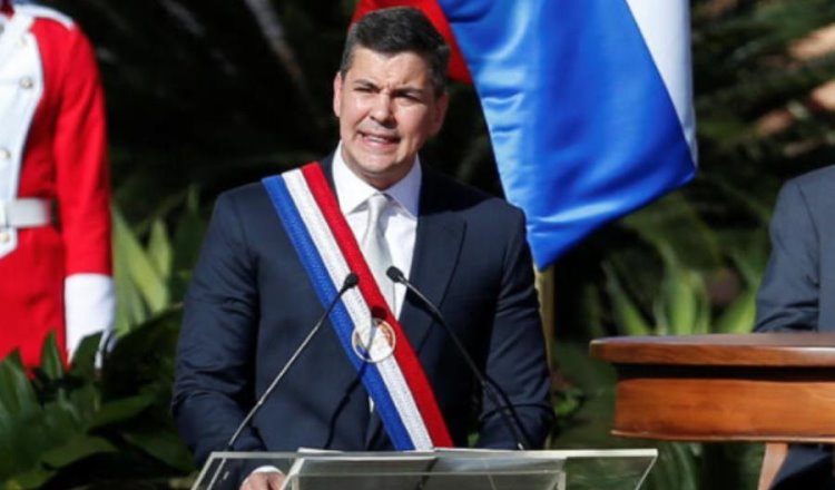 Asume Santiago Peña como presidente de Paraguay