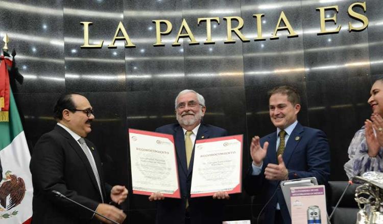 "Un país con una pobre educación tendrá un futuro incierto", advierte Enrique Graue