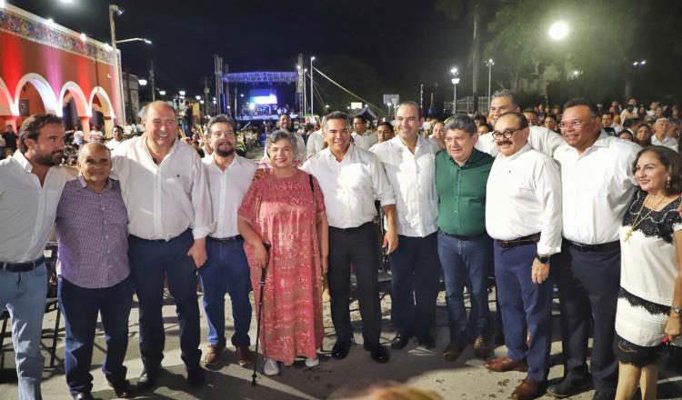 Se reúne plana mayor del PRI en informe de alcaldesa de Conkal, Yucatán