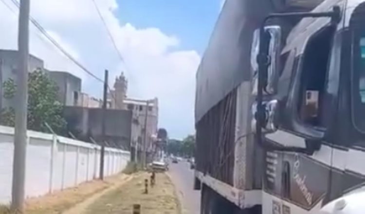 Comandante de la PEC exhibe a superior que le ordena "facilitar" paso a tráiler en zona prohibida