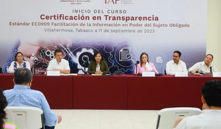 Busca Centro ser el primer municipio con personal certificado en transparencia