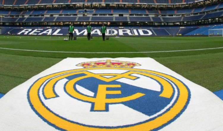 Detienen a 3 jugadores del Real Madrid por difundir video sexual con menor de edad