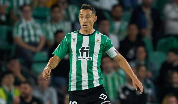 Guardado se resiente de lesión en tobillo y causa baja del Betis