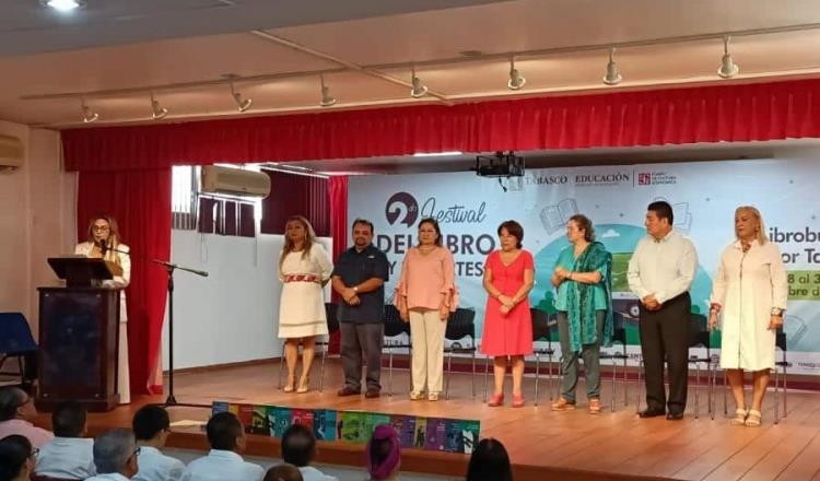 Celebran segundo festival del libro y las artes en Villahermosa