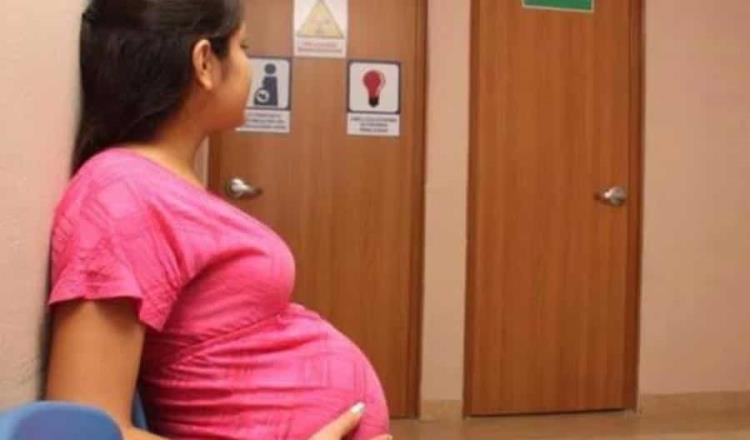 Aumentan embarazos de menores de 15 años en México: Inegi