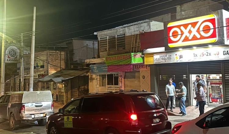 Guardia de seguridad se infarta en Oxxo de Tamulté