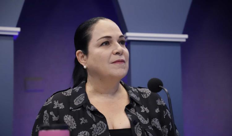 Mónica Fernández respalda proyecto del INE para poner 5 candidatas en gubernaturas