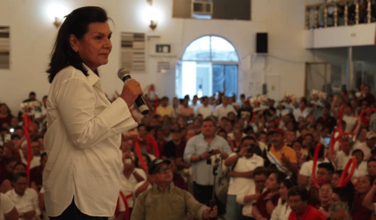 "En Tabasco es tiempo de las mujeres": Osuna en asamblea informativa en Centro