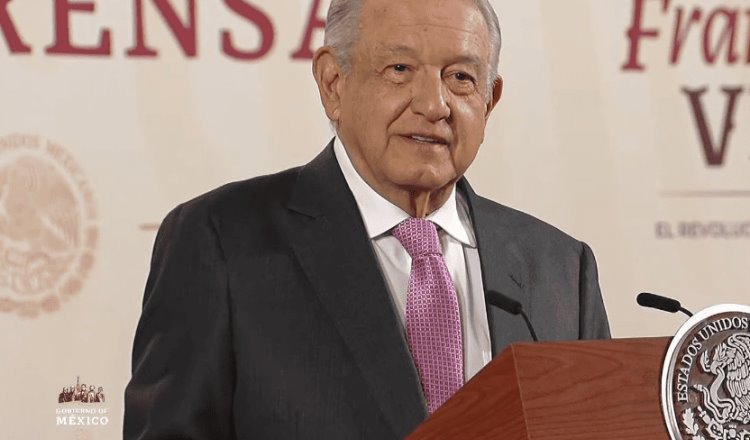 A la "cordura", llama Obrador a gobernadora de Chihuahua para distribuir libros de texto