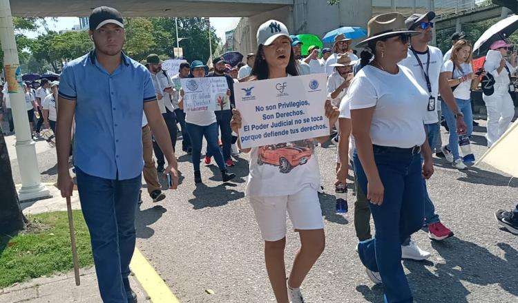 Poder Judicial marcha en Tabasco para exigir respeto a su labor y la no intervención de otros poderes